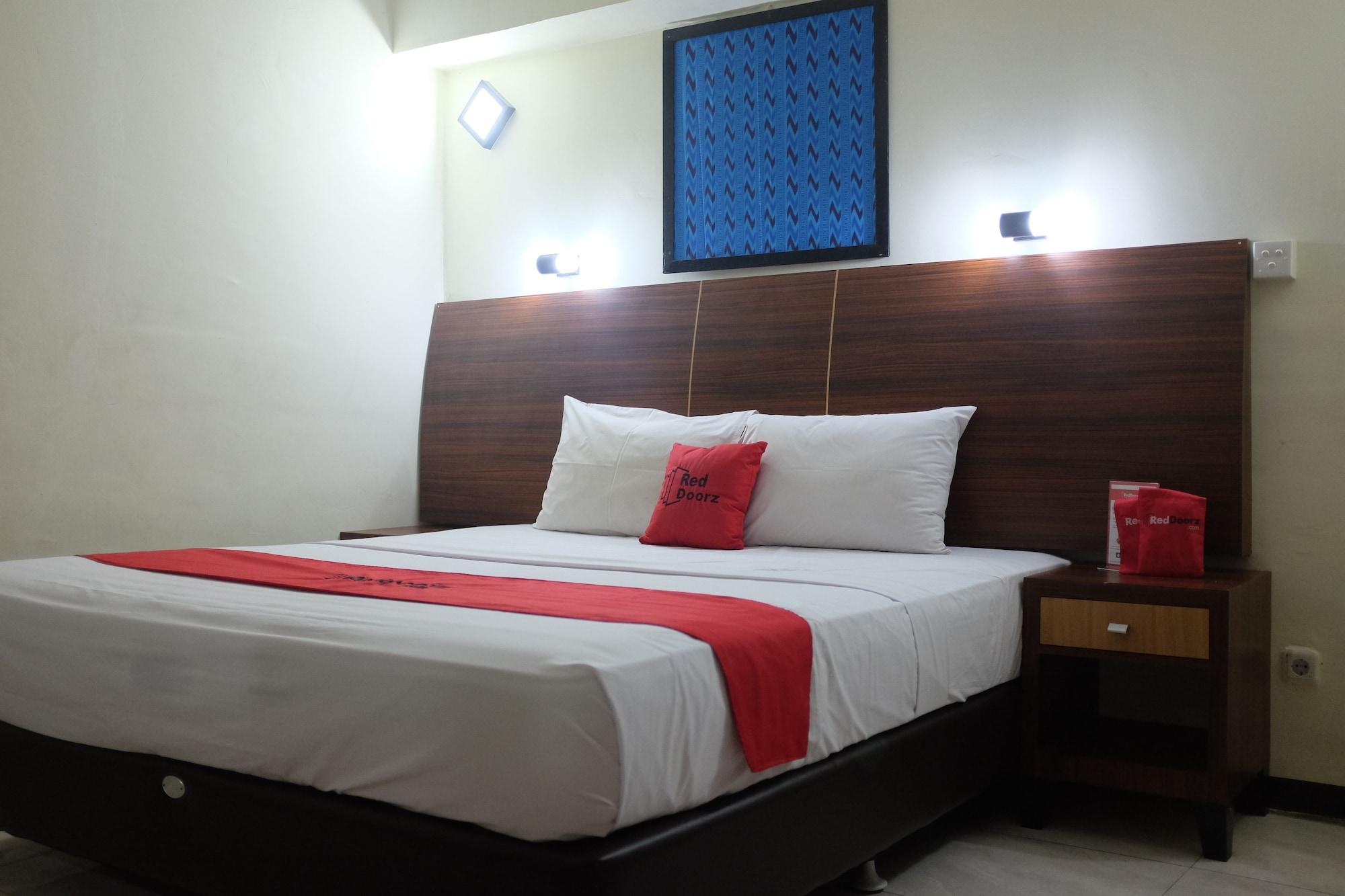 Reddoorz Plus Near Senen Jakarta Eksteriør bilde