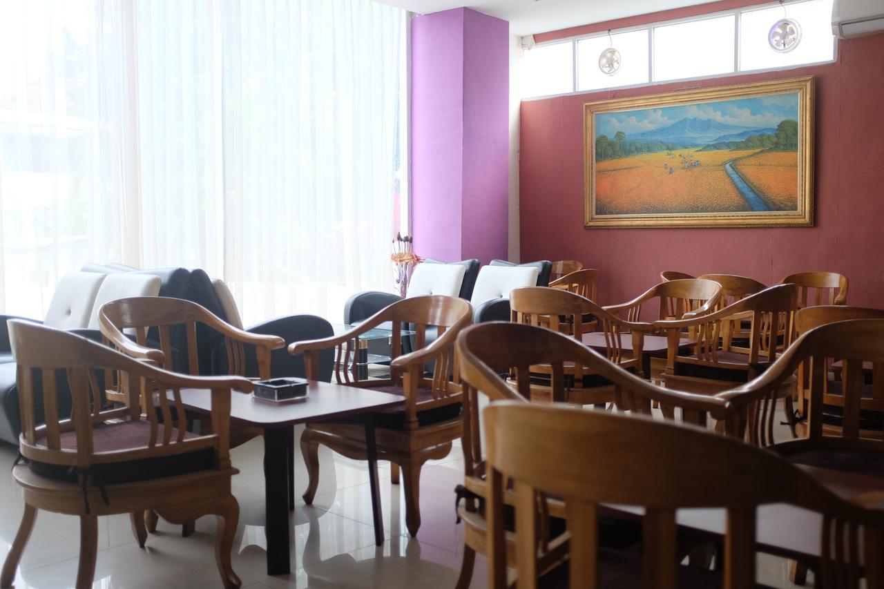 Reddoorz Plus Near Senen Jakarta Eksteriør bilde