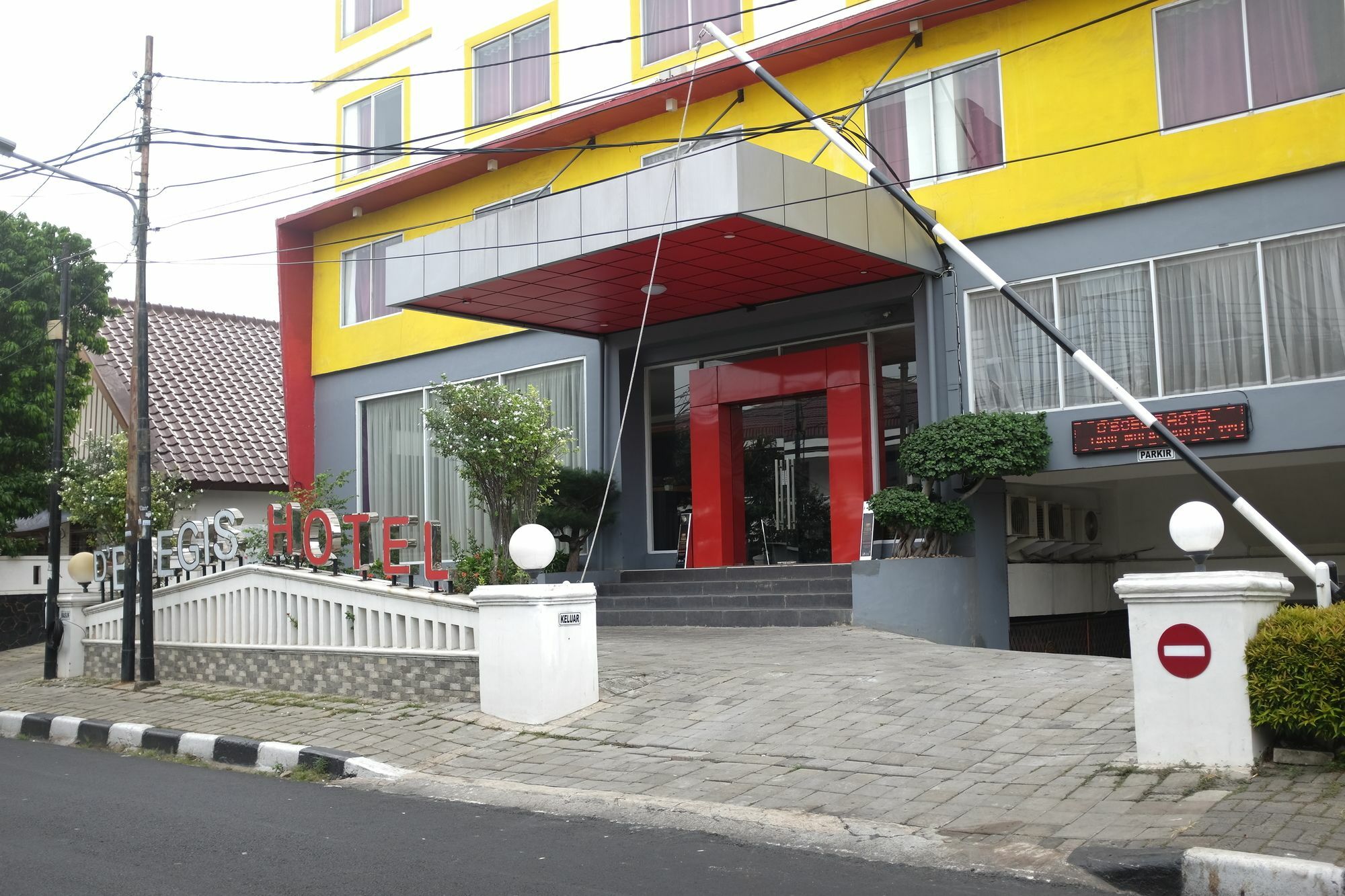 Reddoorz Plus Near Senen Jakarta Eksteriør bilde